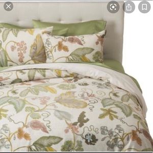 King size Duvet and shams